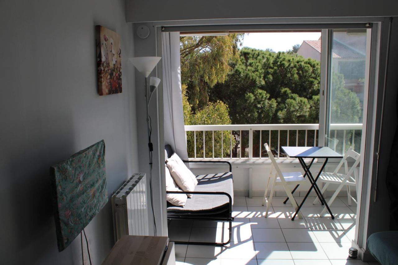 Studio L'Echappee Mandreenne Le Calme Entre Mer Et Foret Saint-Mandrier-sur-Mer Exterior photo